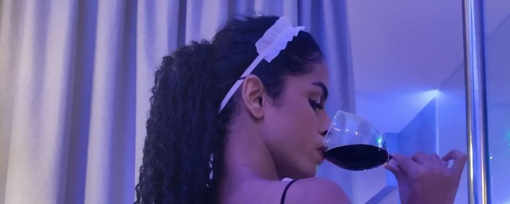 Capa do perfil de Ayarla Menezes