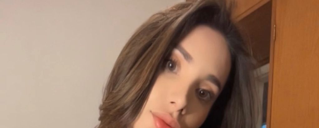 Capa do perfil de Karol