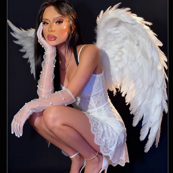 Foto de perfil de Mirella BOQUINHA D VELUDO